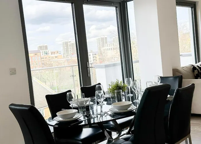 Contemporary Apartments With Private Terraces In Shoreditch, Hoxton, Islington