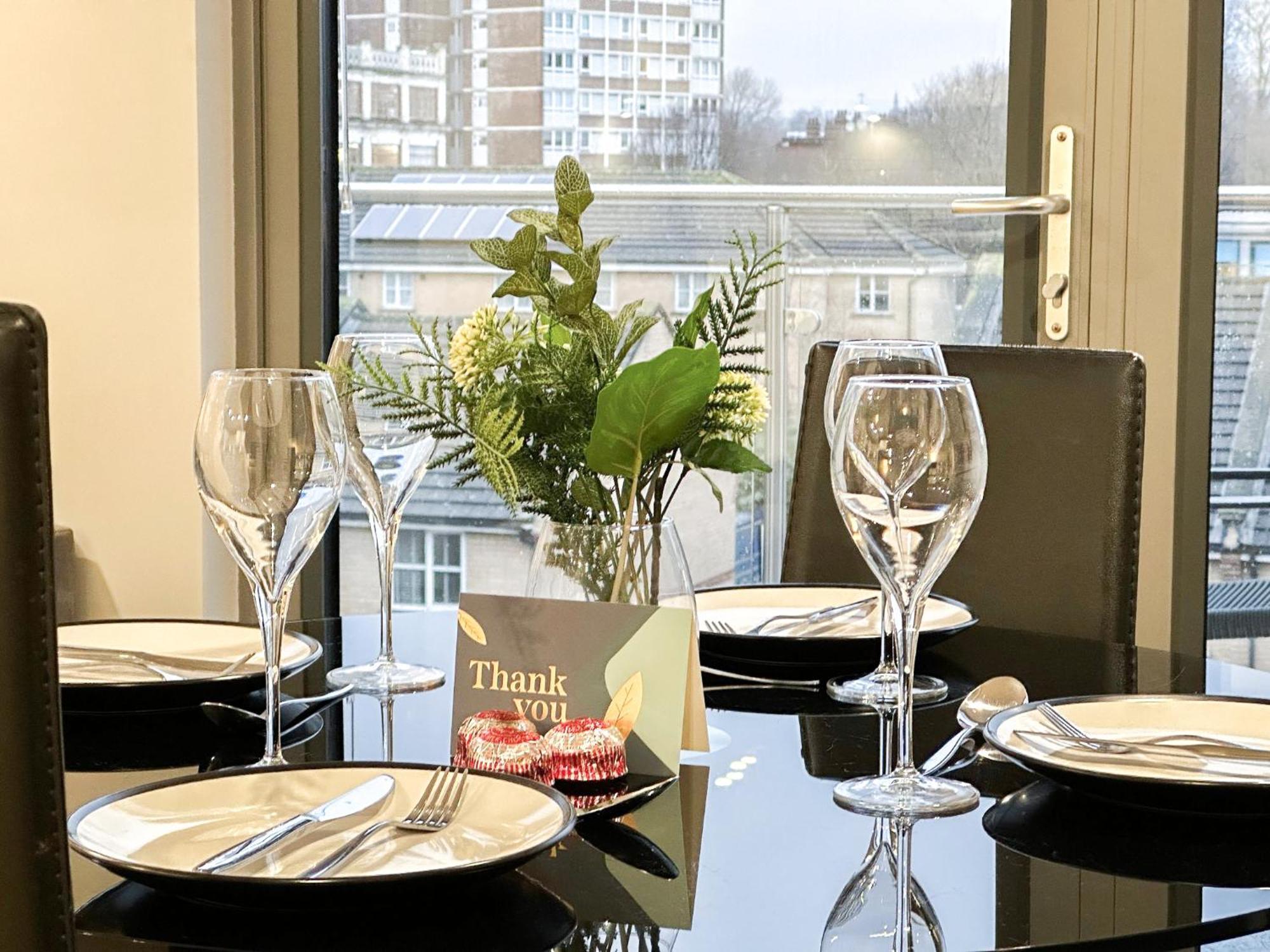 Contemporary With Private Terraces In Shoreditch, Hoxton, Islington Londra