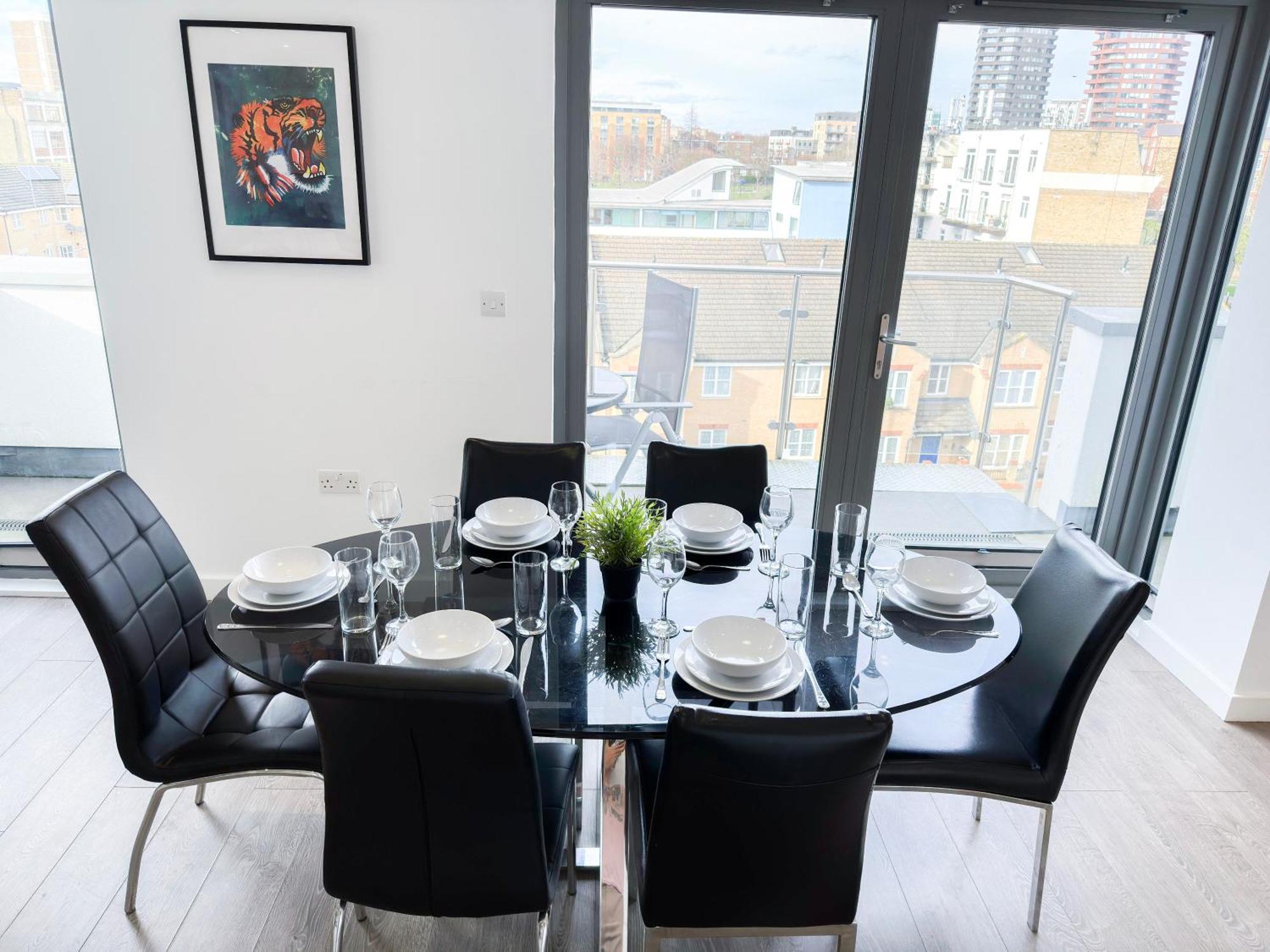 Contemporary With Private Terraces In Shoreditch, Hoxton, Islington Londra