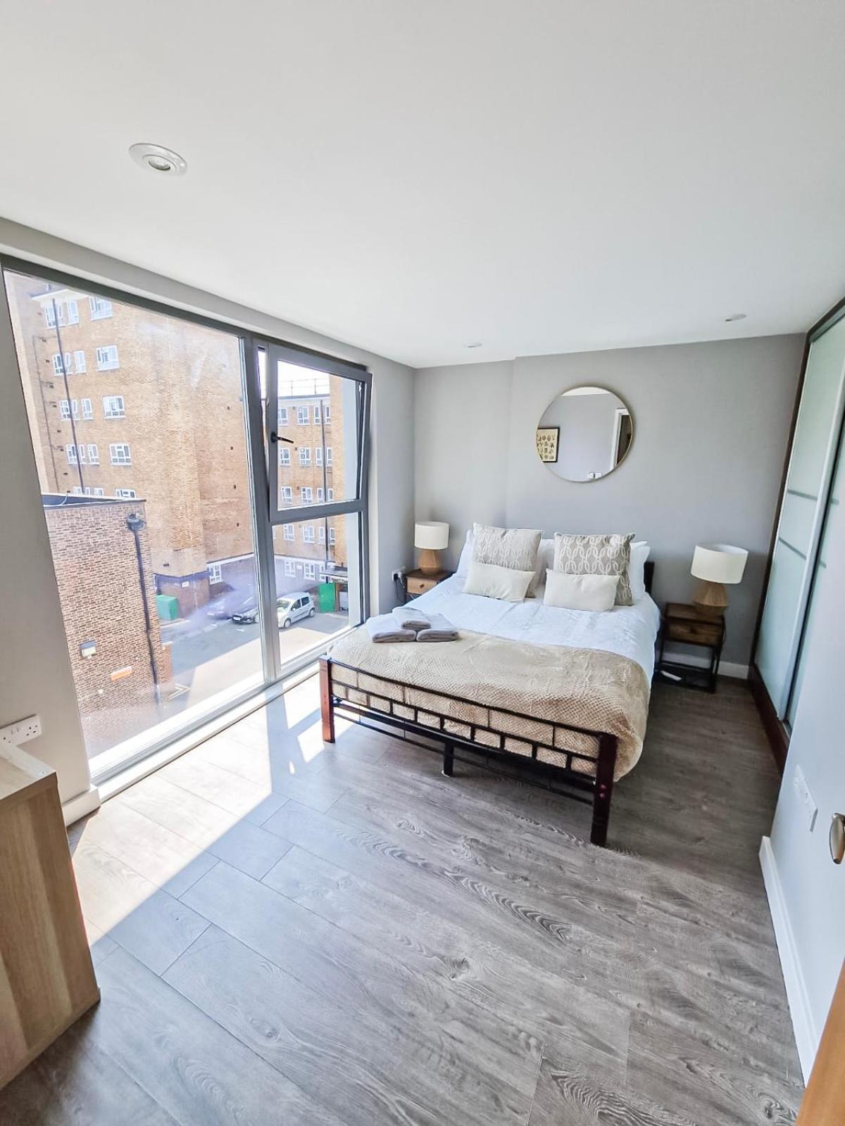 Appartamento Contemporary With Private Terraces In Shoreditch, Hoxton, Islington Londra